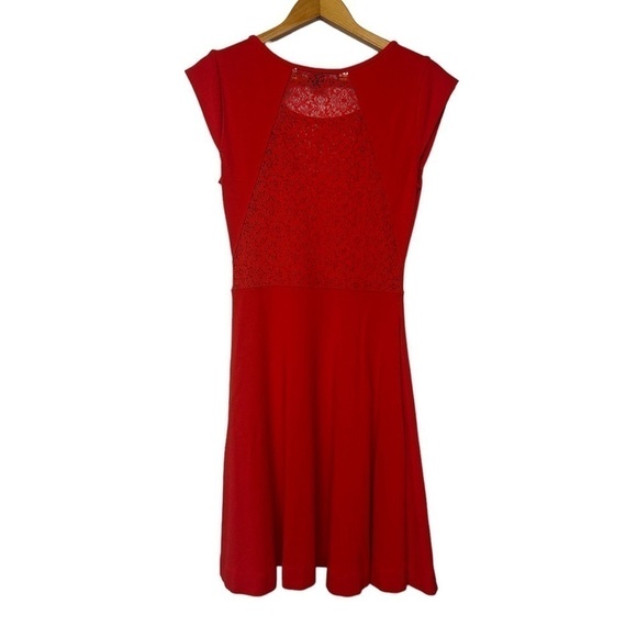 French Connection Red Short Sleeves lace font back neck Midi Dress Size 10 - Picture 2 of 8